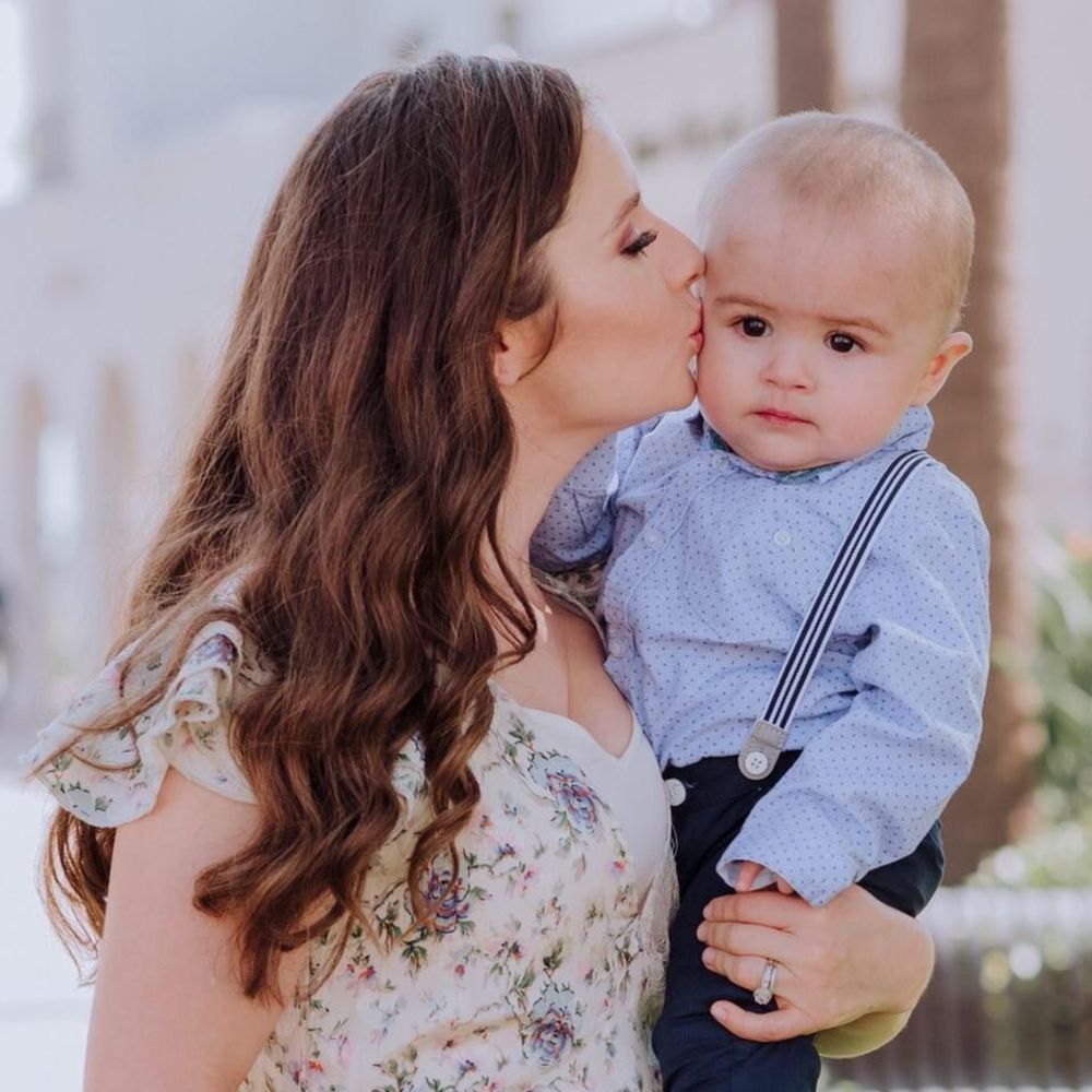 Meet your Posher, Alma